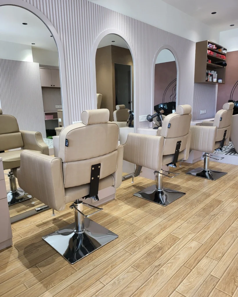 Rbc Salon Chair
